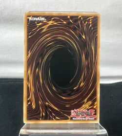Yu-Gi-Oh! Gold Series: Haunted Mine Blue-Eyes White Dragon GLD5-EN001 Holo Foil - Image 2