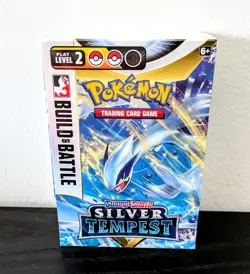 Pokemon SILVER TEMPEST BUILD & BATTLE KIT Tempesta Argentata Sealed Lugia 2022 - Image 1