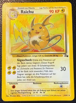 1999 POKEMON TCG RAICHU FOSSIL HOLO UNLIMITED GERMAN 14/62 MP - Image 1
