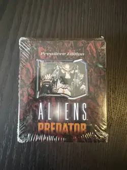 1 Aliens Predator CCG Premier Predator 60 Card Starter Deck Precedence 1997 - Image 1