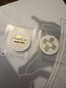 Pokemon TCG Sword And Shield Metal Burn And Poison Condition Tokens Gold - Image 1