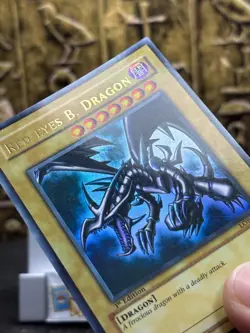 Yugioh Red-Eyes B. Dragon LOB-070 The Legend of Blue Eyes 1st Edition Vintage - Image 4