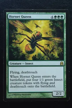 Magic The Gathering MTG HORNET QUEEN Commander LP Lightly Played - Image 1