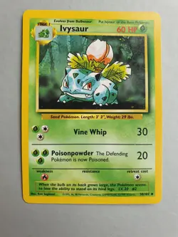 Ivysaur 30/102 Pokemon TCG Base Set (1999) Uncommon NM - Image 1
