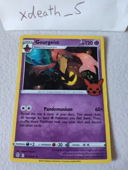 Gourgeist 077/203 Holo Rare Pokemon Card Trick or Trade 2021 Booster - Image 1