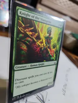 Magic the Gathering Knight of the Stampede (138/219) Rivals of Ixalan NM - Image 2