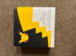Pokemon TCG Celebrations Pokemon Center Elite Trainer Box - Image 2