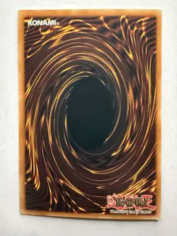 Yugioh Heavy Storm MRD-142 Metal Raiders Unlimited Holo - Image 2