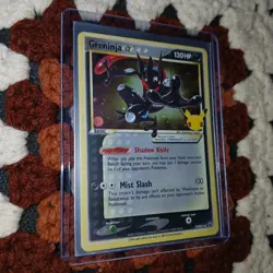 Pokemon TCG - Greninja Gold Star Holo Promo SWSH144 - CELEBRATIONS - NEAR MINT - Image 1