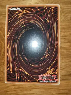 Yu-Gi-Oh! Rotaugiger Finsterer Drache - SD1-DE001 - Ultra Rare 1. Auflage - Image 2