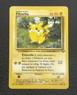 Pikachu 60/64 Jungle Unlimited Pokemon Trading Card LP Light Play French - Image 1
