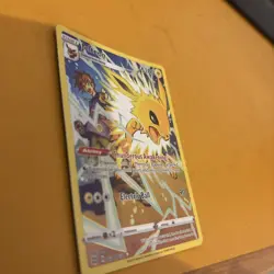 Pokemon TCG Jolteon TG04/TG30 Swsh09 Trainer Gallery Holo Card Brilliant Stars - Image 4