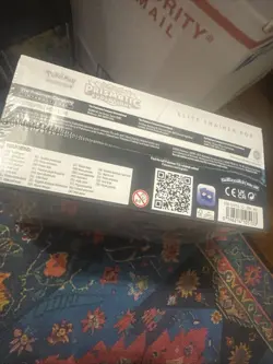 Pokemon - Prismatic Evolutions Elite Trainer Box ETB Sealed new - Image 5
