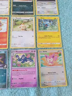 CAT TYPES BUNDLE OF POKEMON CARDS #1. - Image 5