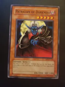 Patrician of Darkness DB2-EN168 Common Unlimited LP - Image 1