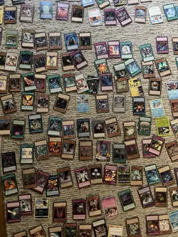 Yu Gi Oh Yugioh 450+ Card Lot, Some Holo - Image 3