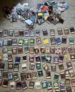 Yu Gi Oh Yugioh 450+ Card Lot, Some Holo - Image 5