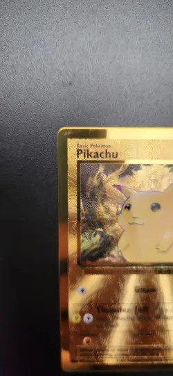 Pokemon TCG Celebrations Pikachu Gold Metal Card 58/102 - Image 3