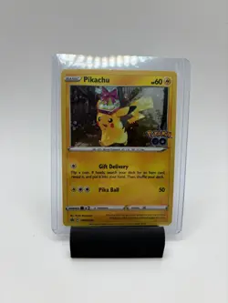 Pikachu Holo SWSH234 Pokemon Sword and Shield Promo - LP - Image 1