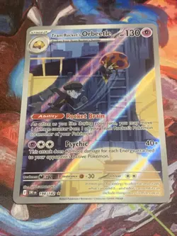 Pokemon TCG Destined Rivals Team Rocket’s ORBEETLE Illustration Rare Mint - Image 4