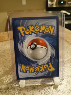 Pokemon TCG Pikachu 005/025 Celebrations Full Art Holo (LP) - Image 2