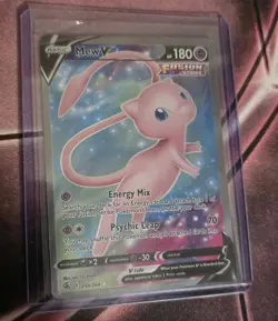 2021 Pokemon Fusion Strike Mew V Ultra Holo Rare Full Art 250/264 - Image 1