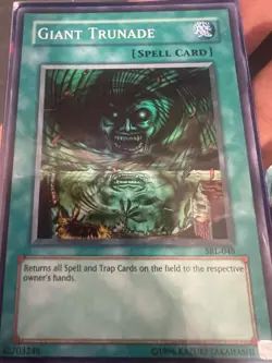 Giant Trunade SRL-048 Near Mint Spell Card Yu-Gi-Oh! - Image 2