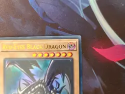 Yugioh Red-Eyes Black Dragon LOB-EN070 Ultra Rare 25th Anniversary NM - Image 4