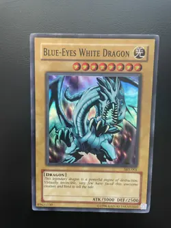 Yugioh Blue-Eyes White Dragon SKE-001 Unlimited Edition Super Rare HP - Image 1
