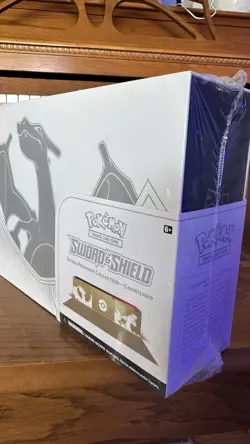 Pokemon TCG Sword and Shield Ultra Premium Collection Charizard Box 820650871115 - Image 5
