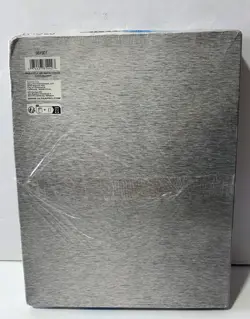 Ultra Pro 9-Pocket Silver Series Page Protector for Standard Size Cards (100ct) 74427814427 - Image 3