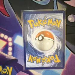 Pokemon TCG Pikachu 005/025 Celebrations Holo Rare English 2021 60 HP - Image 2