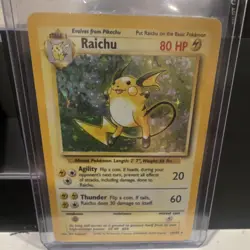Pokemon TCG Raichu 014/102 Base Set Holo Rare Stage 1 80 HP EN 1999 - Image 1