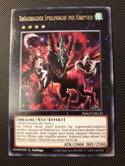 Yu-Gi-Oh! Trugerischer Spieldrache der Harpyien, MAGO-DE132, Rare, 1. Auflage,NM - Image 1
