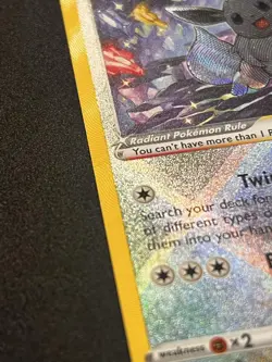 Radiant Eevee SWSH230 SWSH: Sword & Shield Promo Cards Holo NM/LP - Image 2