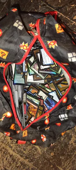 Bag full of Magic the Gathering Cards maybe 10 poundsU - Image 1