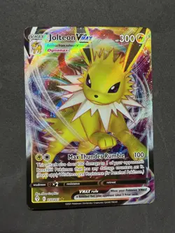Jolteon VMAX 051/203 Holo Evolving Skies Pokemon Card - Image 1
