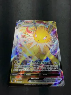Jolteon VMAX 051/203 Holo Evolving Skies Pokemon Card - Image 2