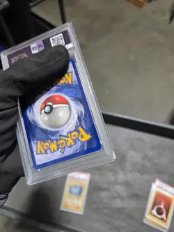 1999 POKEMON FOSSIL 1ST EDITION #11 MAGNETON-HOLO PSA 8 - Image 5