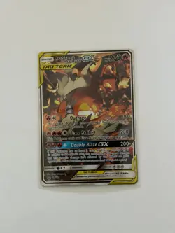 Pokemon TCG Sun & Moon BSP SM201 Reshiram & Charizard GX Tag Team - Image 1