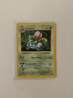Pokemon Ivysaur Card 030/102 Uncommon Base Set - Image 1