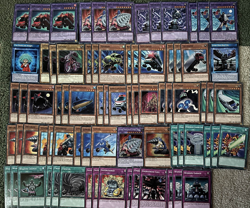YuGiOh Super Vehicroid Roid Deck & Secret Rare Collection + Free Game Mat - Image 1