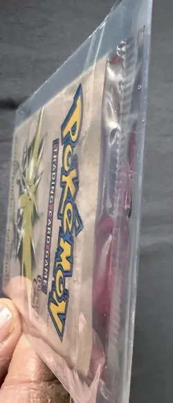 1st Edition Fossil Pokemon Zapdos Artwork Case Fresh Booster Pack - Image 4