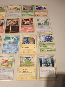 Pokemon 2009 Arceus lot, cards, 20 cards total - Image 3
