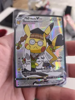 Pokemon CCG PhD Pikachu Poncho Custom CCG Karte In Top Zustand Custom CCG Card - Image 1