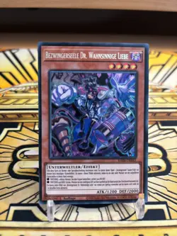 Yugioh Bezwingerseele DR. Wahnsinnige Liebe RA04-DE045 Secret Rare - Image 1