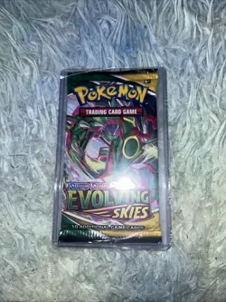 Pokemon - Sword and Shield - Evolving Skies Booster Pack In A Plastic Case - Image 1
