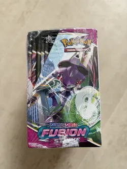Pokemon Sword & Shield Fusion Strike Booster Box Brand New and Sealed - Image 3