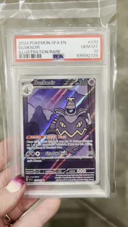 Dusknoir 070/064 Shrouded Fable Pokemon PSA 10 - Gem Mint ! Illustration Rare - Image 2