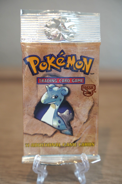 21.58g Pokemon WOTC Fossil Unlimited Booster Pack Vintage Sealed TCG Lapras - Image 2